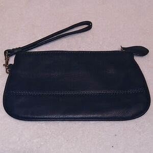 Wilsons Leather Navy Wristlet